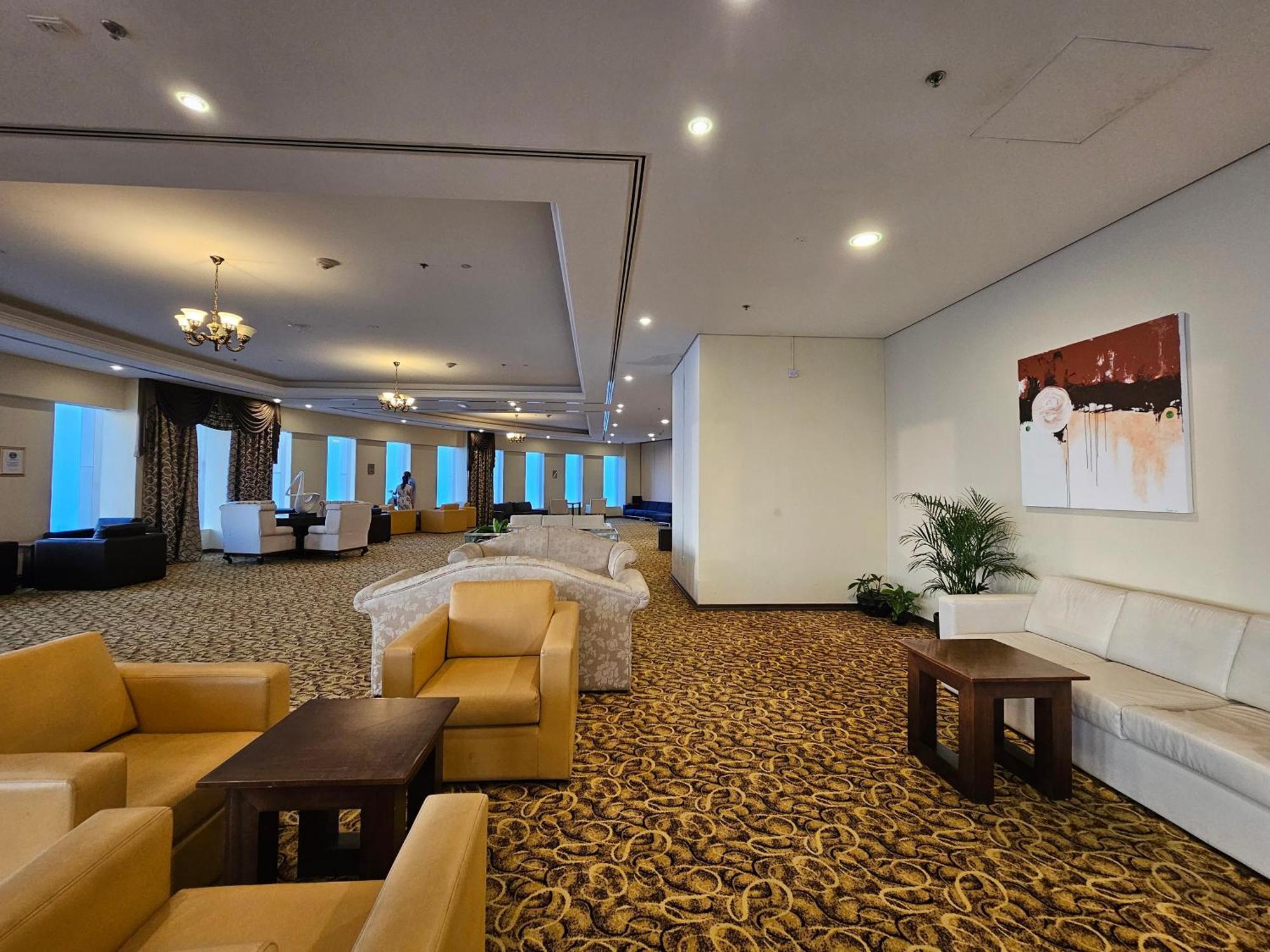 Super Host At Highest Residential Tower In The World, Private Rooms In A Shared Apartment Dubai Bagian luar foto
