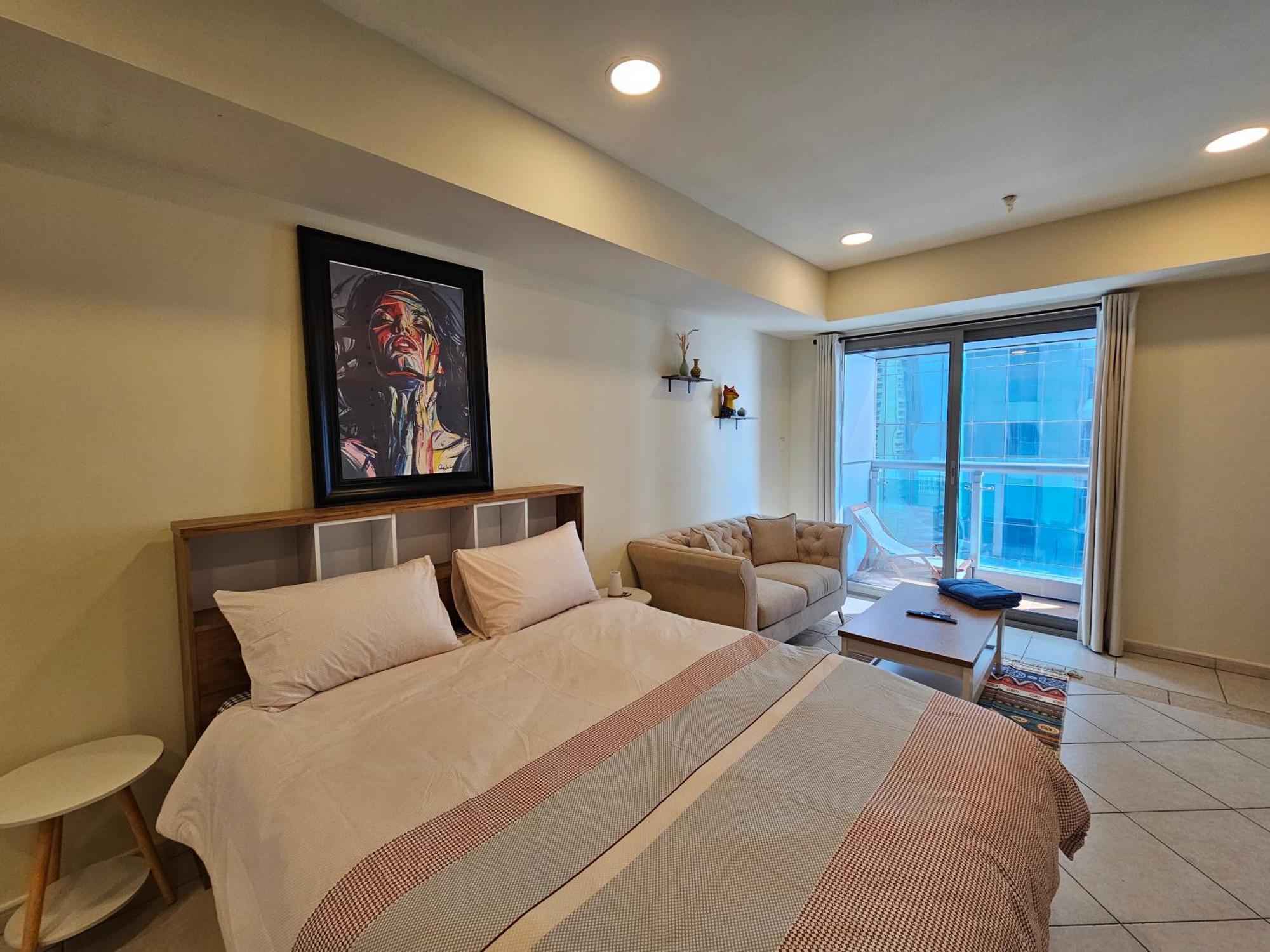 Super Host At Highest Residential Tower In The World, Private Rooms In A Shared Apartment Dubai Bagian luar foto